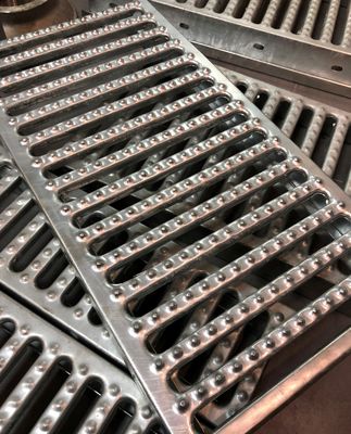 Mua Unistrut Planking và Strutting trong xây dựng online manufacture